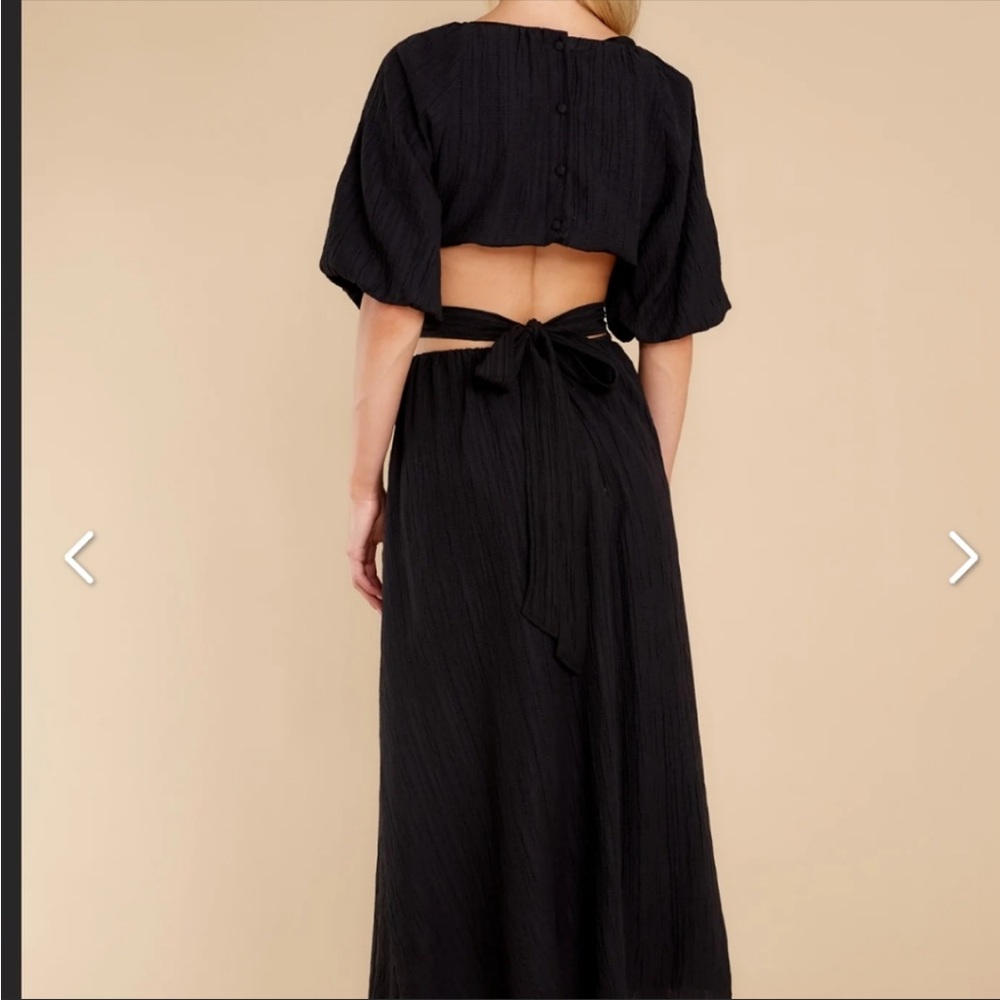 SOLD!! Black Open Back Midi Dress - Picture 2 of 5